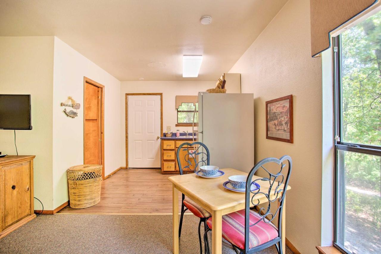 Bright Davis Escape With Screened-In Porch! Exterior photo